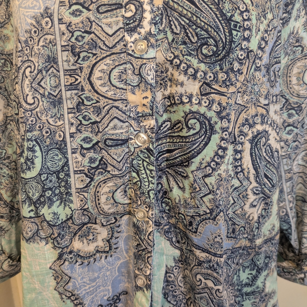Chico's Teal and Navy Paisley Button Up EUC Sz3 = L - Picture 5 of 8